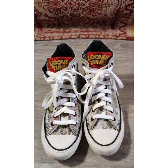 Converse Looney Tunes x Chuck Taylor All Star High Looney Characters Sz 6 Womens - Picture 4 of 15